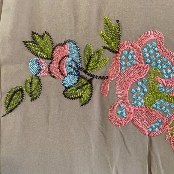 SOLD OUT Olive Floral Embroidered Cover Up Duster Kimono - Picture 8 of 10